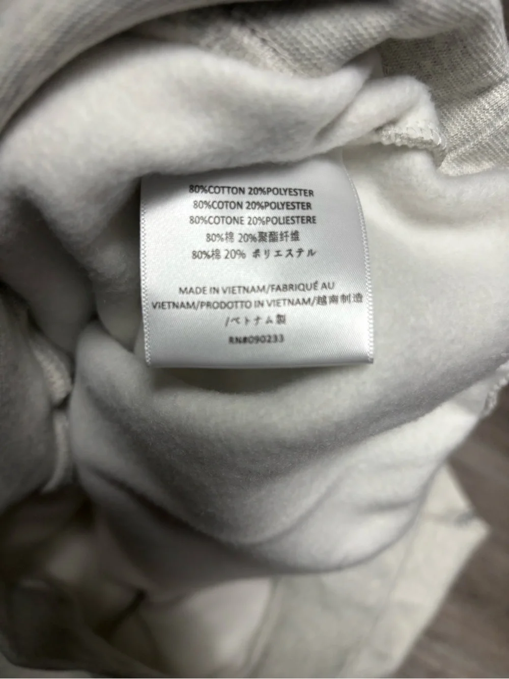Fw21 fear of god essentials Light Oatmeal Hoodie - Picture 3 of 6